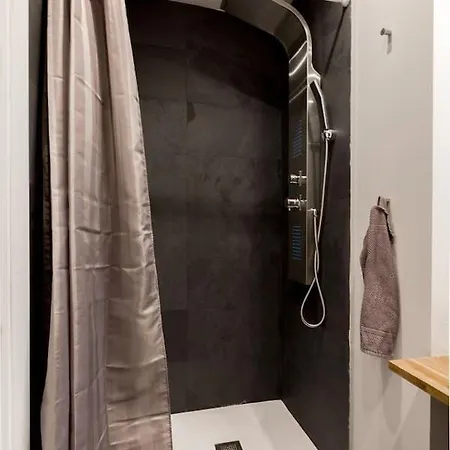 Armas 44 - Apartamento De 2 Dormitorios, Moderno Y Centrico, Sin Ascensor Y Con Posibilidad De Garaje Zaragoza