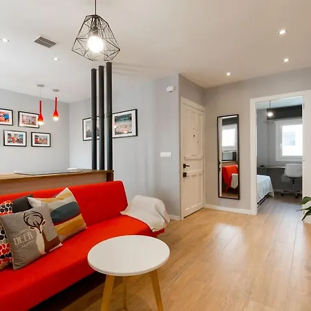 Armas 44 - Apartamento De 2 Dormitorios, Moderno Y Centrico, Sin Ascensor Y Con Posibilidad De Garaje * Zaragoza